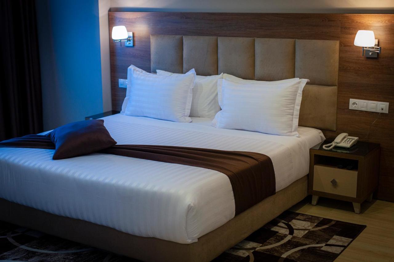 Bn Hotel Blida ภายนอก รูปภาพ
